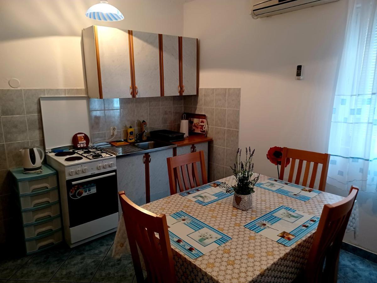 Apartment Prskalo - Vodice Exterior photo