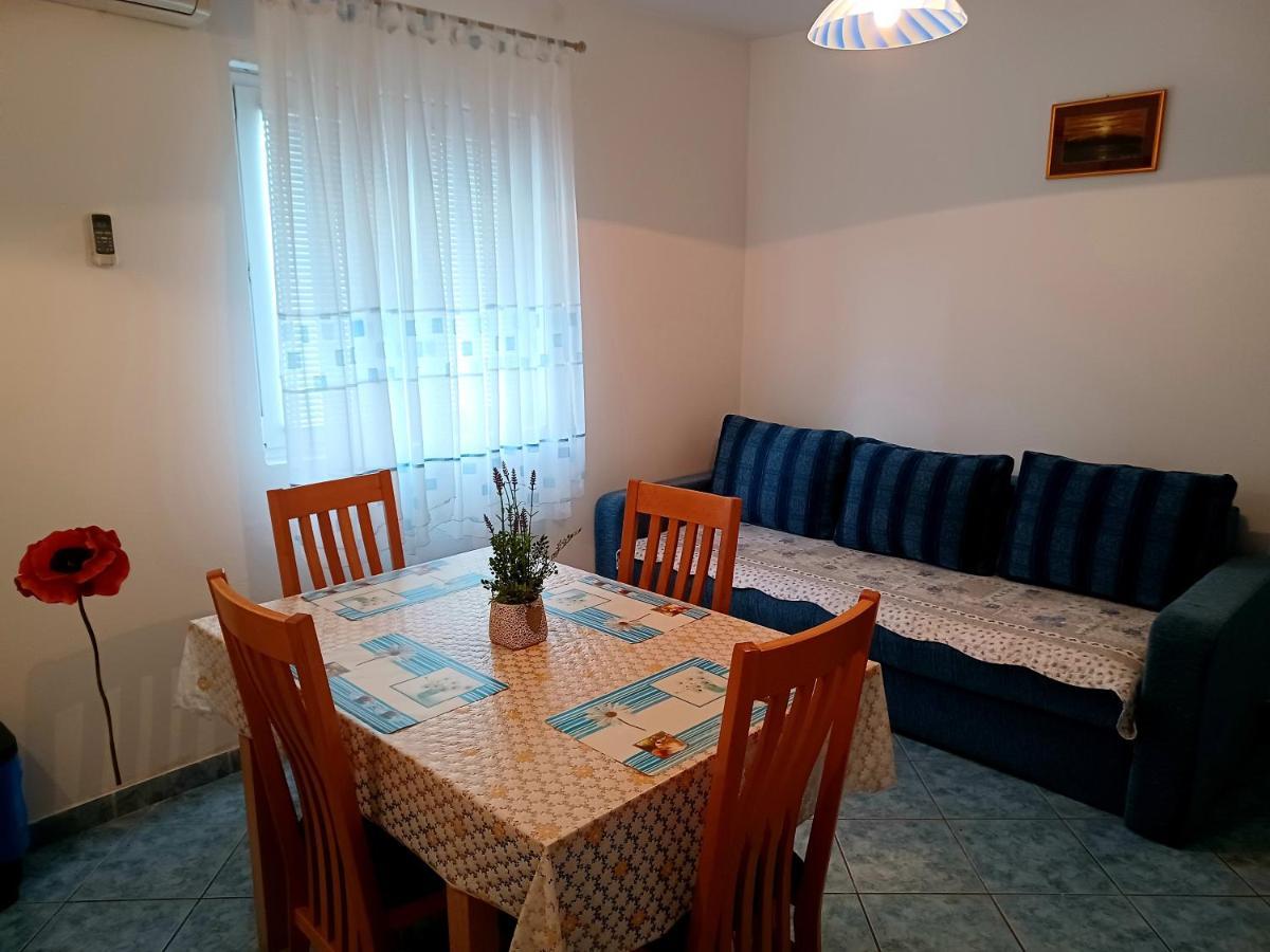 Apartment Prskalo - Vodice Exterior photo