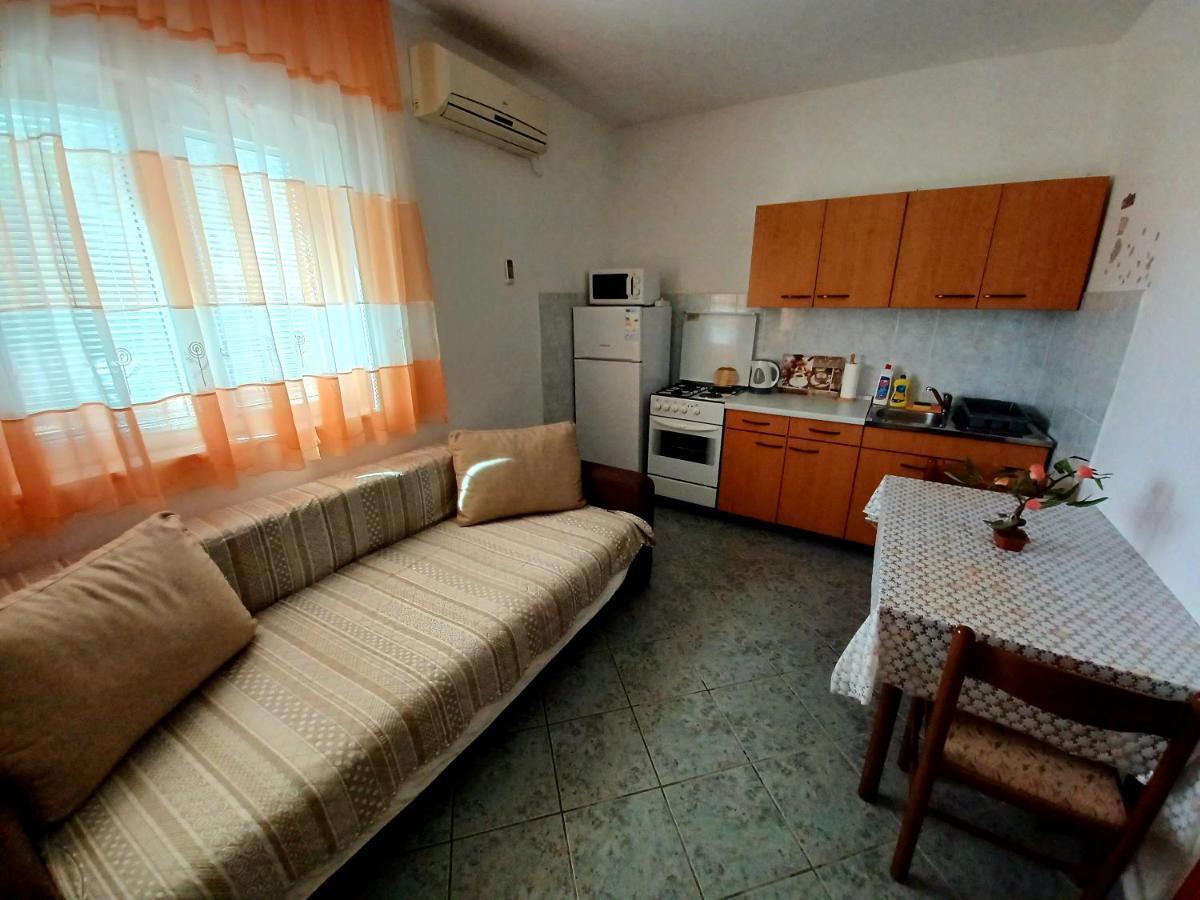 Apartment Prskalo - Vodice Exterior photo